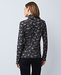 Weekend Floral Turtleneck Top carousel Product Image 2