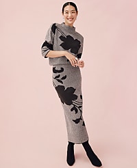 Herringbone Floral Jacquard Sweater Skirt carousel Product Image 4