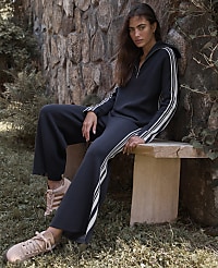 Haven Well Within Sporty Stripe Half-Zip Pullover carousel Product Image 4