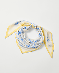 Floral Triangle Scarf carousel Product Image 1