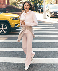 Weekend Wide-Leg Pant in CloudPlush carousel Product Image 4