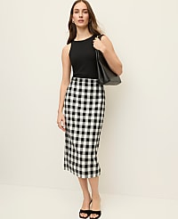 The Button Midi Skirt in Gingham Linen Blend carousel Product Image 4