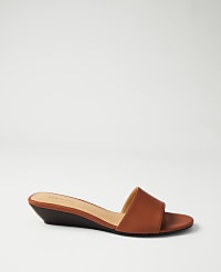Weekend Leather Wedge Sandal carousel Product Image 1