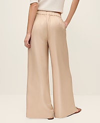 The Petite Easy Wide-Leg Pant carousel Product Image 3