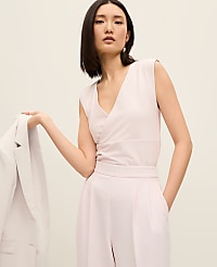 Crossover V-Neck Shell carousel Product Image 1