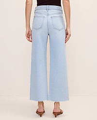 The Petite Wide-Leg Crop Jean &mdash;&nbsp;Curvy Fit carousel Product Image 2