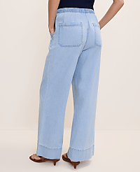 The Petite Relaxed Wide-Leg Jean carousel Product Image 3