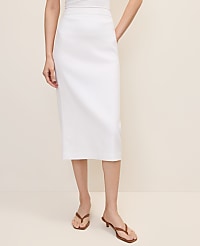 The Petite Column Midi Skirt in Linen Blend carousel Product Image 2