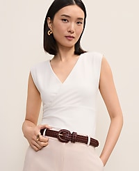 Crossover V-Neck Shell carousel Product Image 1
