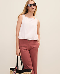 Petite Weekend Bubble Hem Tank Top in Linen Blend carousel Product Image 1