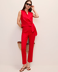 The Petite Slim Kick Capri carousel Product Image 1
