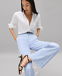 Relaxed Perfect Shirt carousel Product Image 4