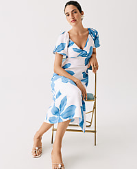 Floral Shirred Flare Midi Dress carousel Product Image 3