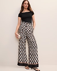 The Pleated Wide-Leg Pant in Geo Satin carousel Product Image 1