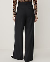 The Petite Pleated Wide-Leg Pant carousel Product Image 3