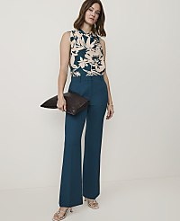 The Petite Flare Trouser in Classic Canvas carousel Product Image 4