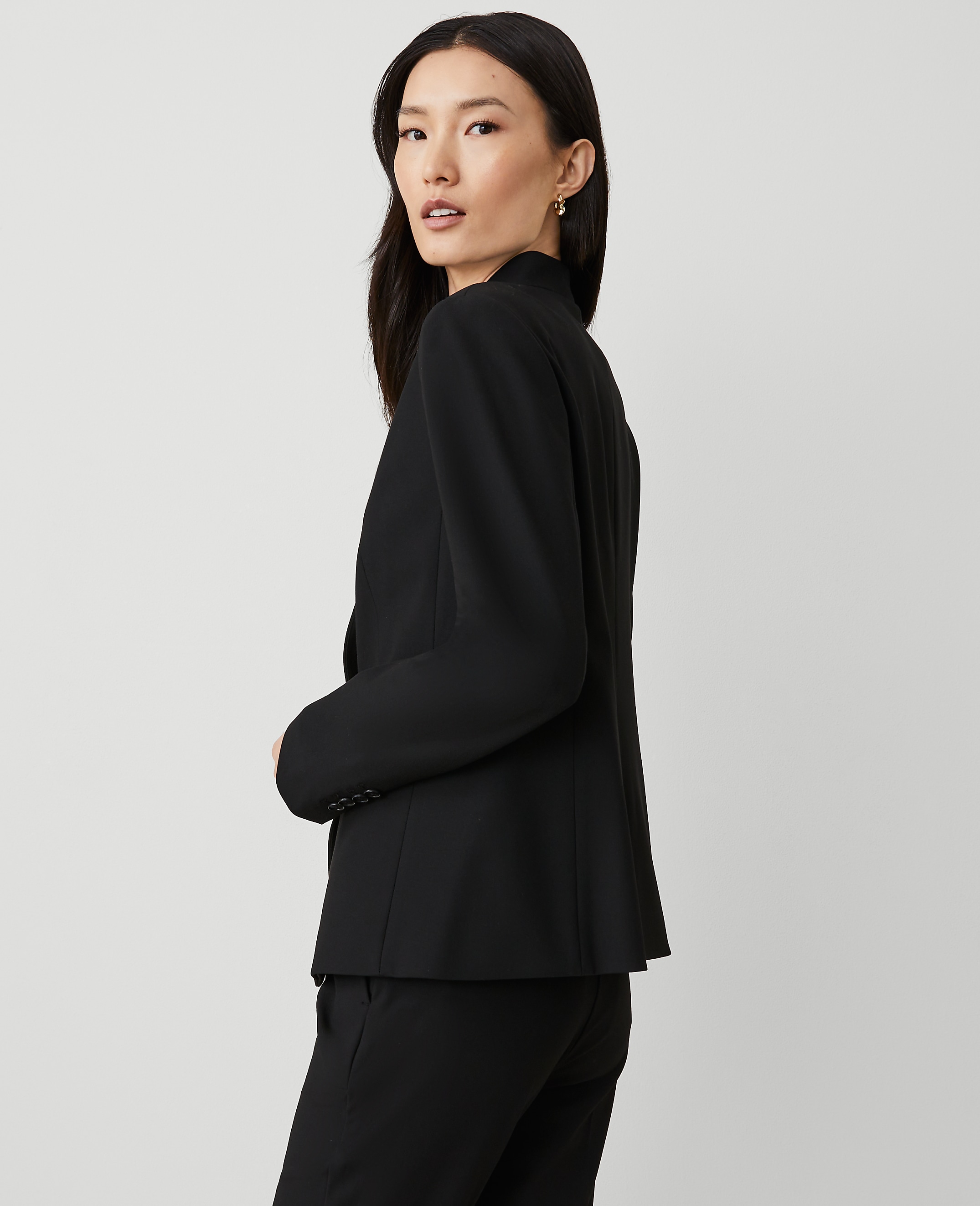 The Cutaway Blazer in Bi-Stretch - thumbnail 3