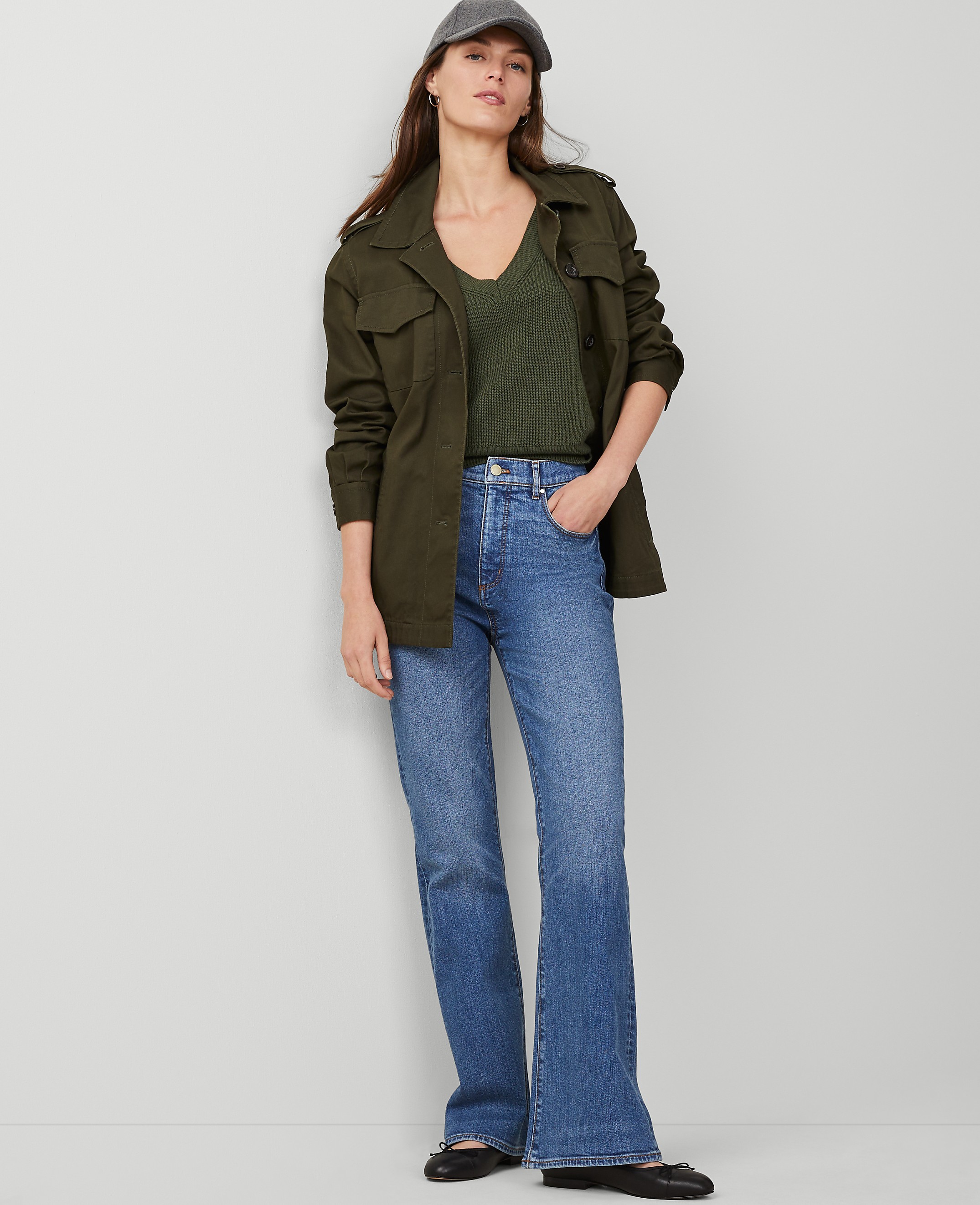 Petite High Rise Flare Jeans in Luxe Medium Wash