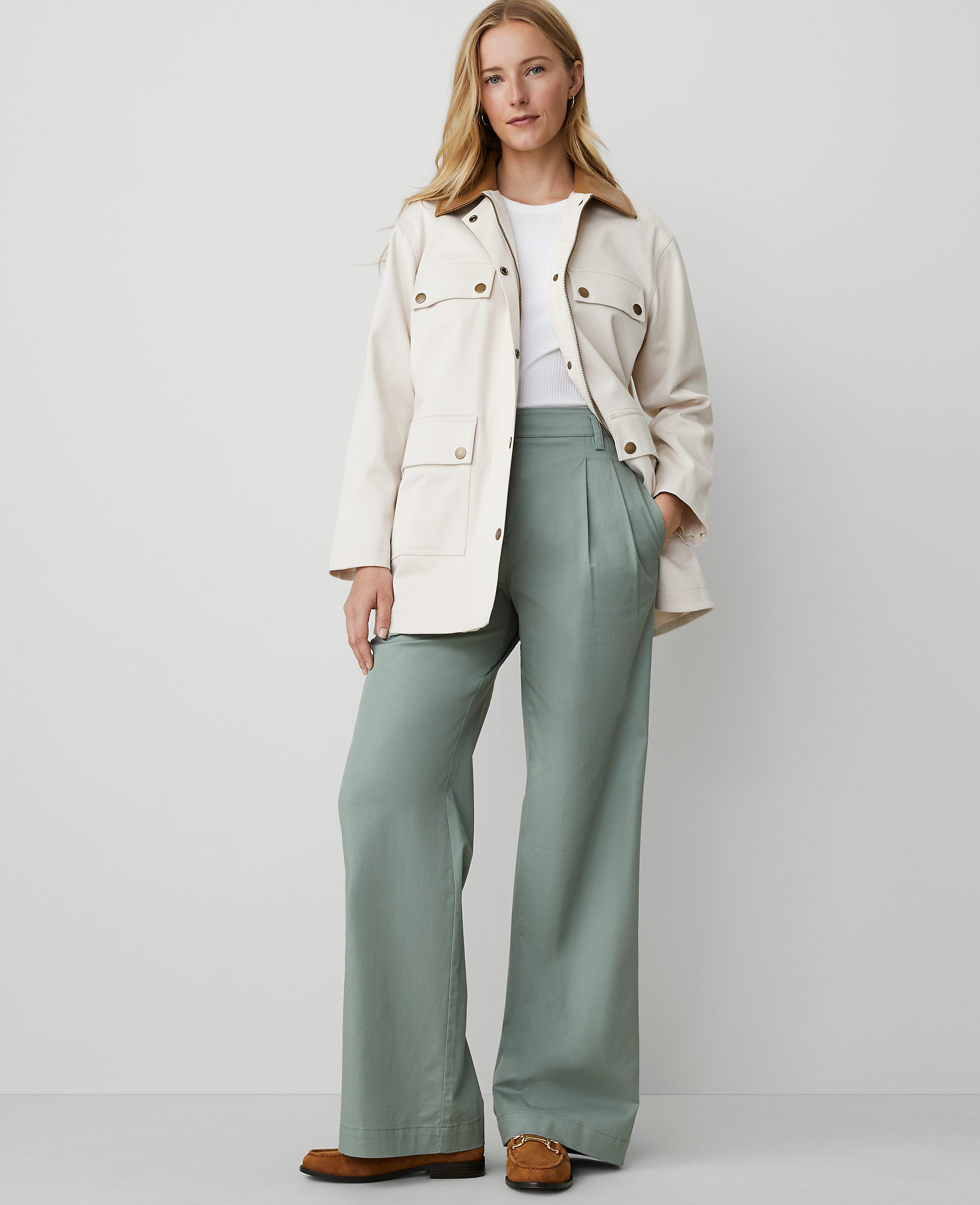Weekend Collection Topstitched Wide-Leg Pant