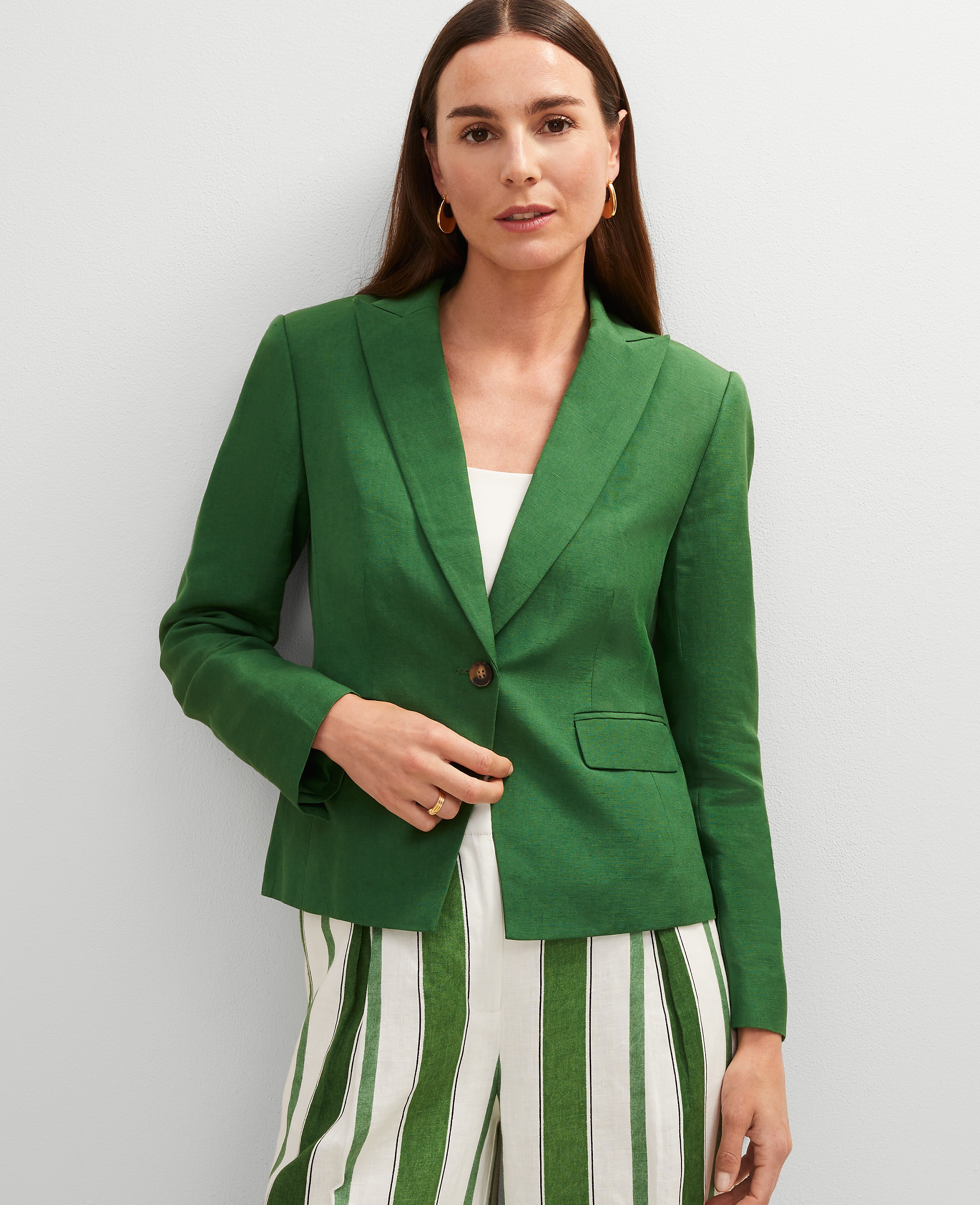 The Shorter One Button Blazer in Linen Blend