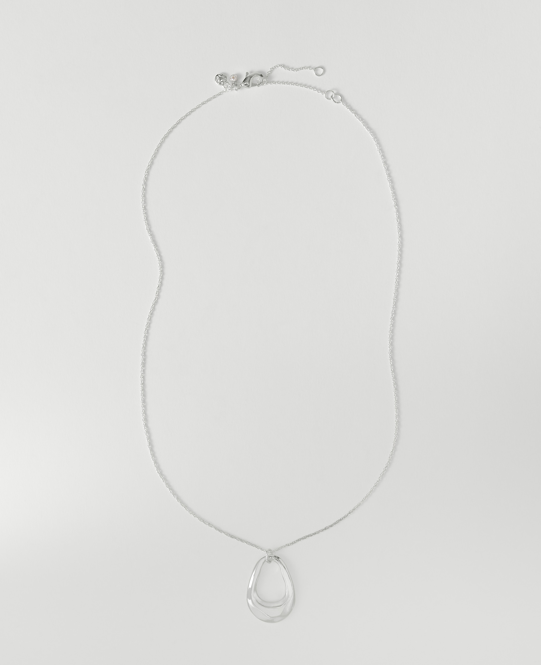 Open Oval Pendant Necklace