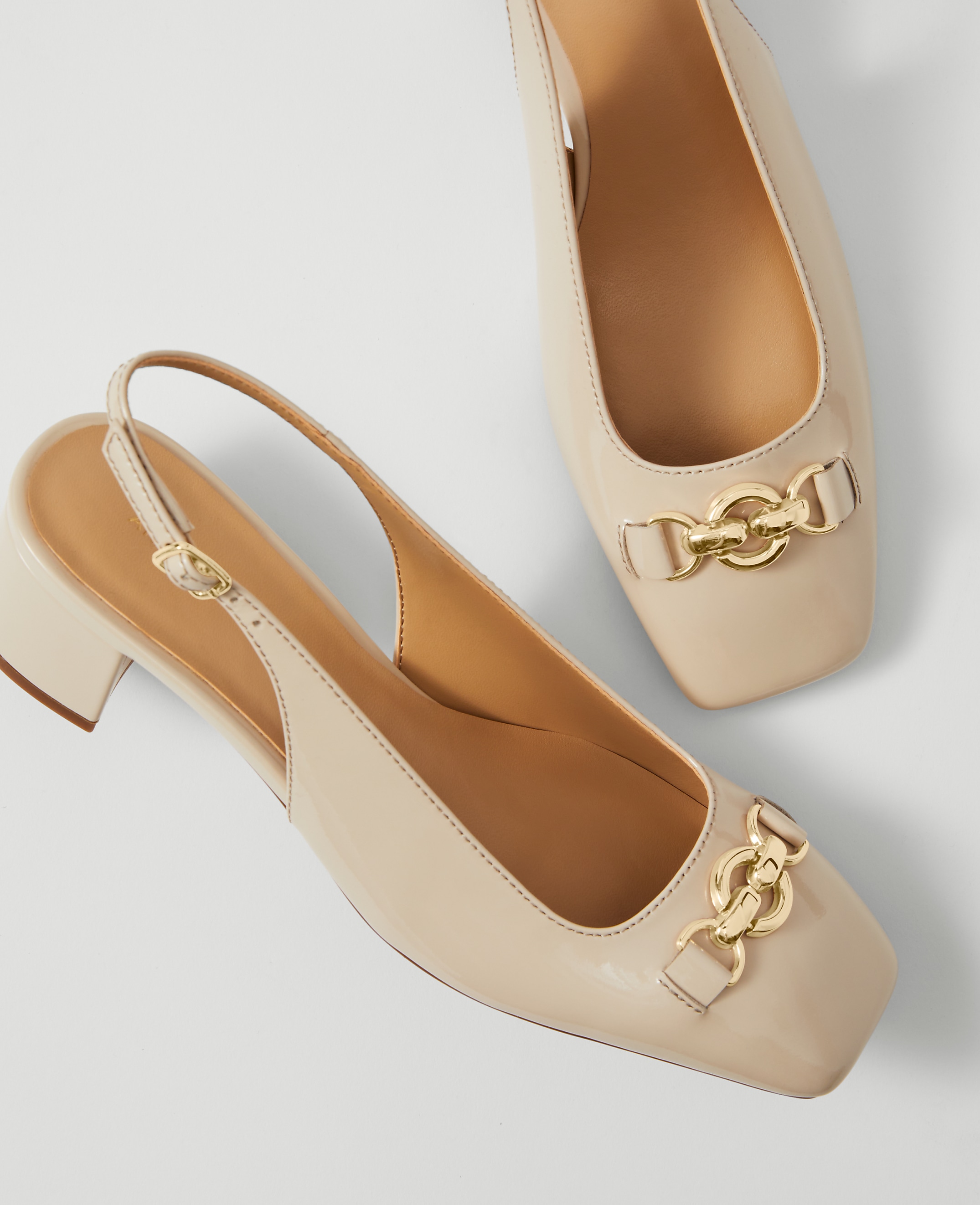 Horsebit Patent Pump - thumbnail 3