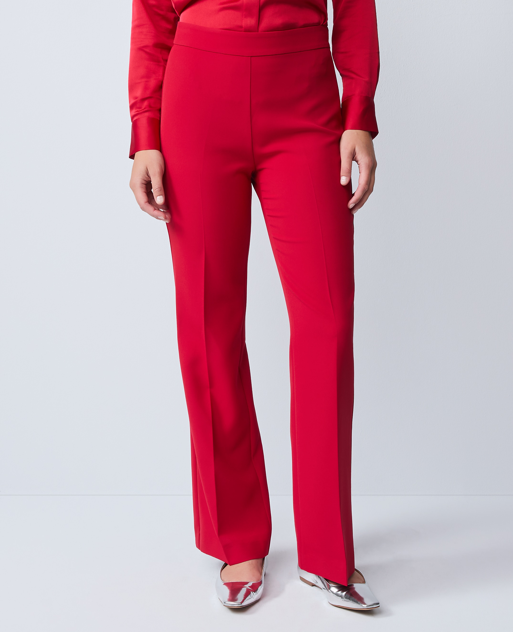 The Petite Flare Trouser in Fluid Crepe &mdash; Curvy Fit