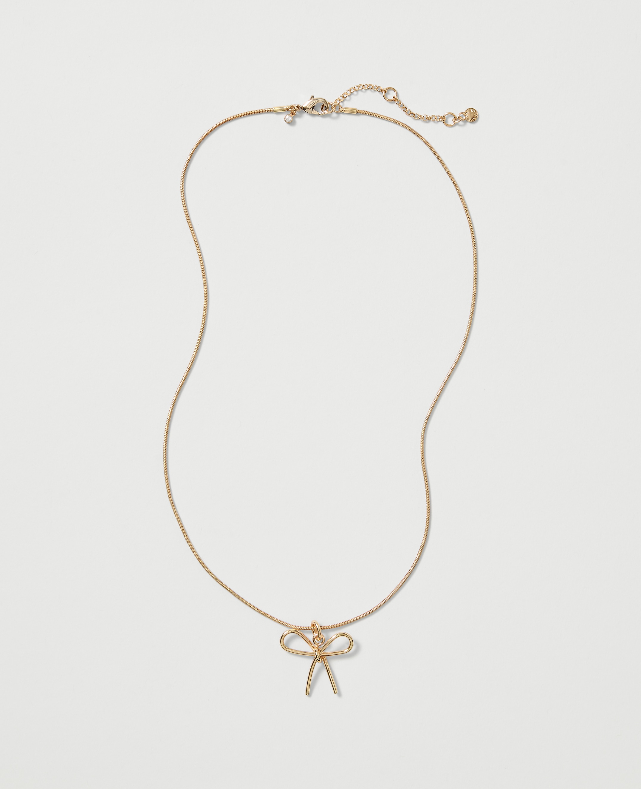 Metal Bow Pendant Necklace