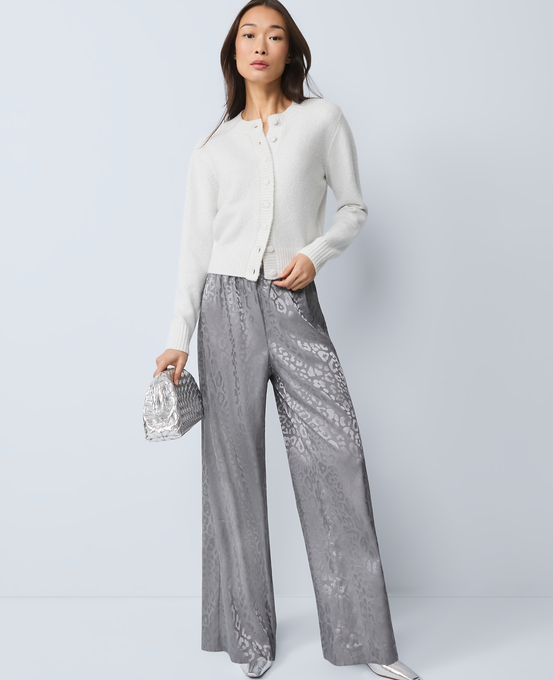 The Petite Easy Wide-Leg Pant