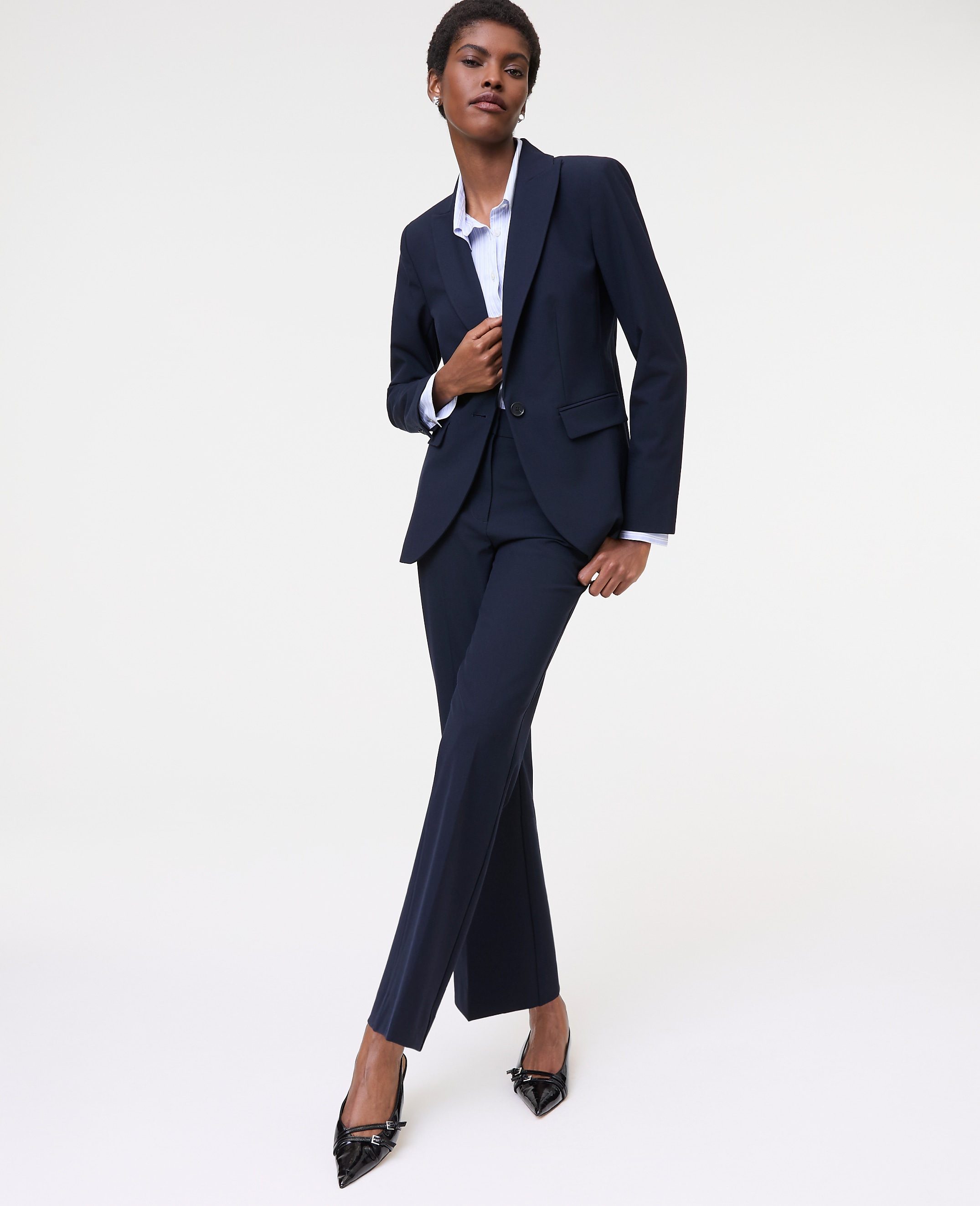 The Petite Flare Ankle Pant in Seasonless Stretch