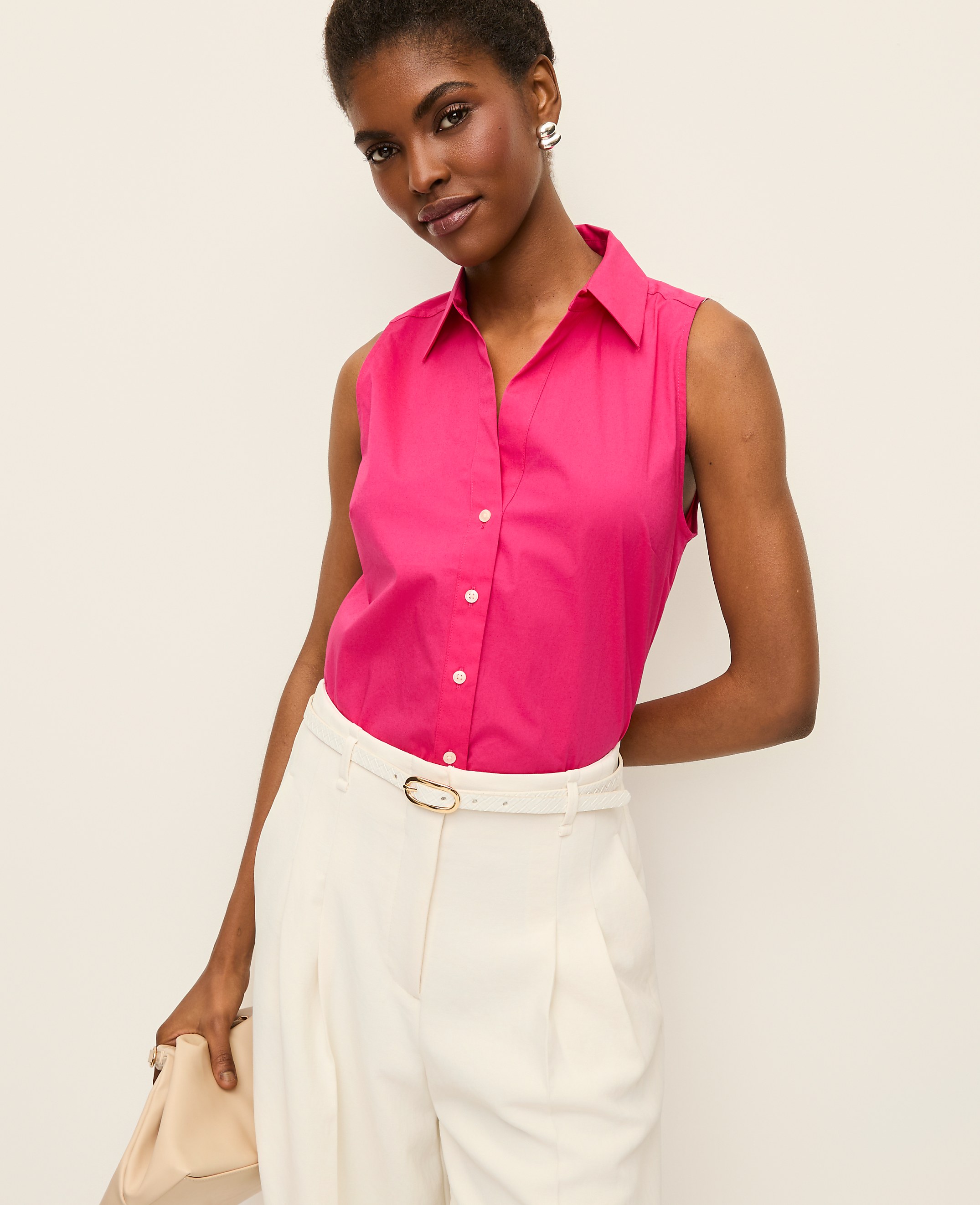 Sleeveless Essential Shirt