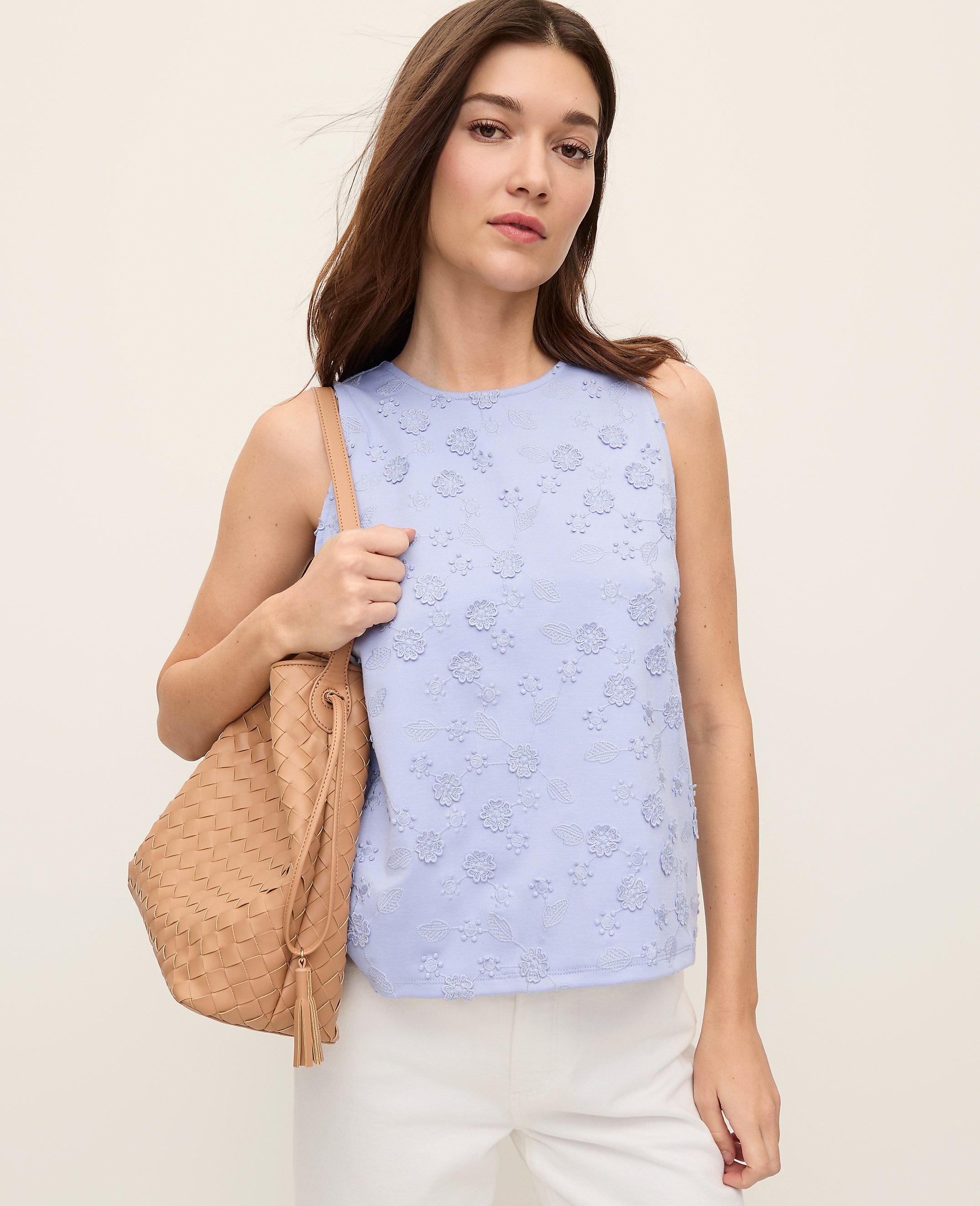 Daisy Appliqu&eacute; Tank Top
