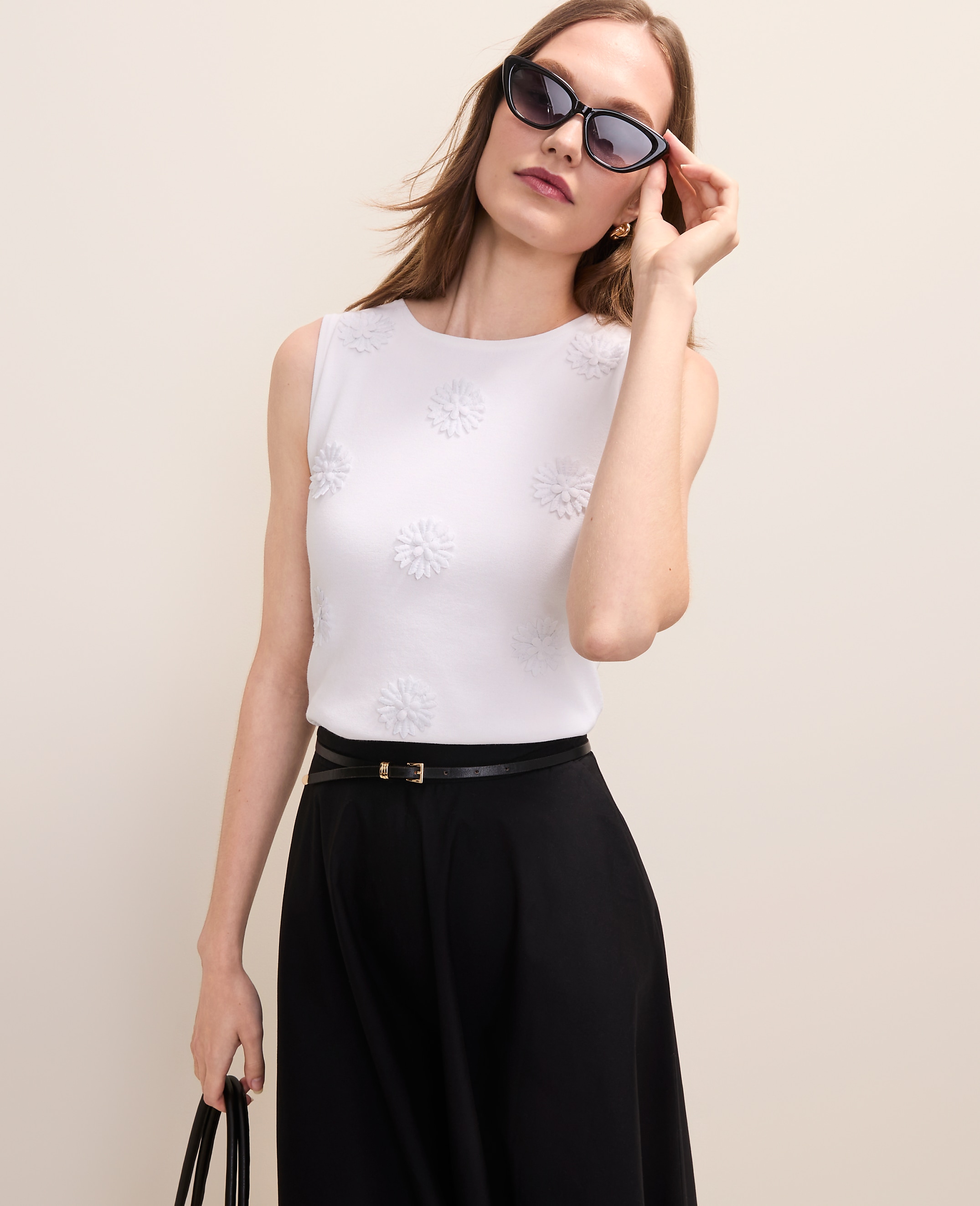 Petite Floral Appliqu&eacute; Sweater Shell