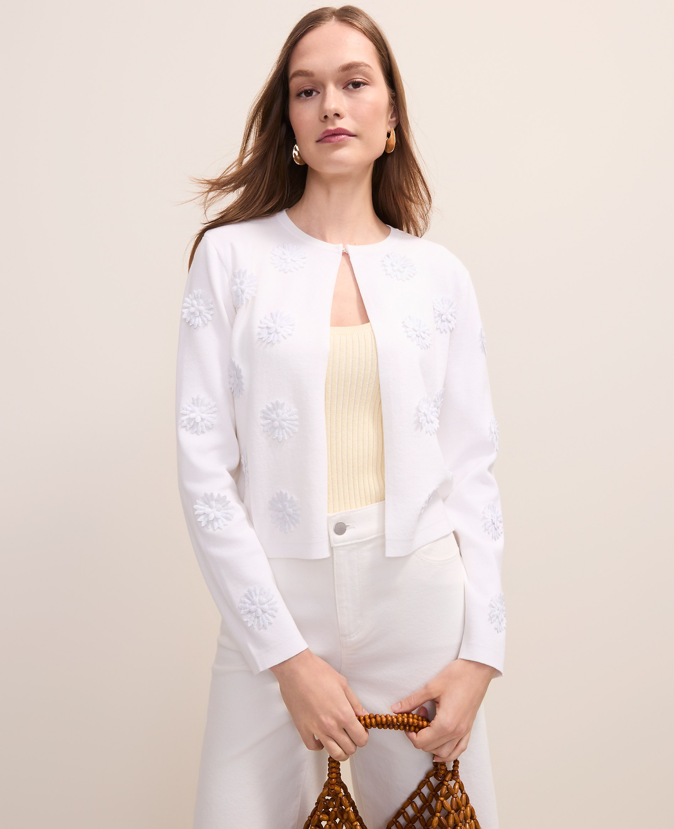 Floral Appliqu&eacute; Cardigan