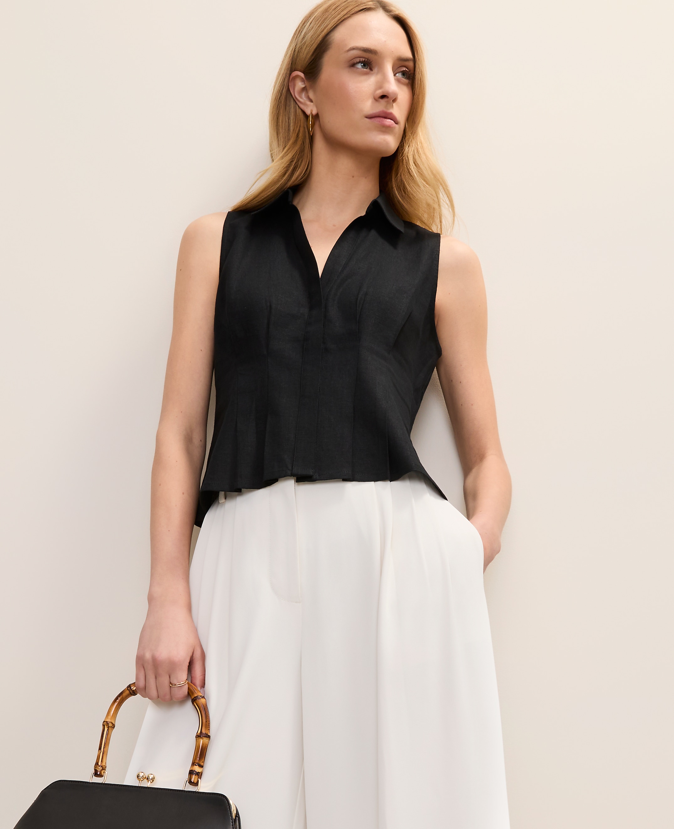 Petite Sleeveless Flare Shirt in Linen Blend
