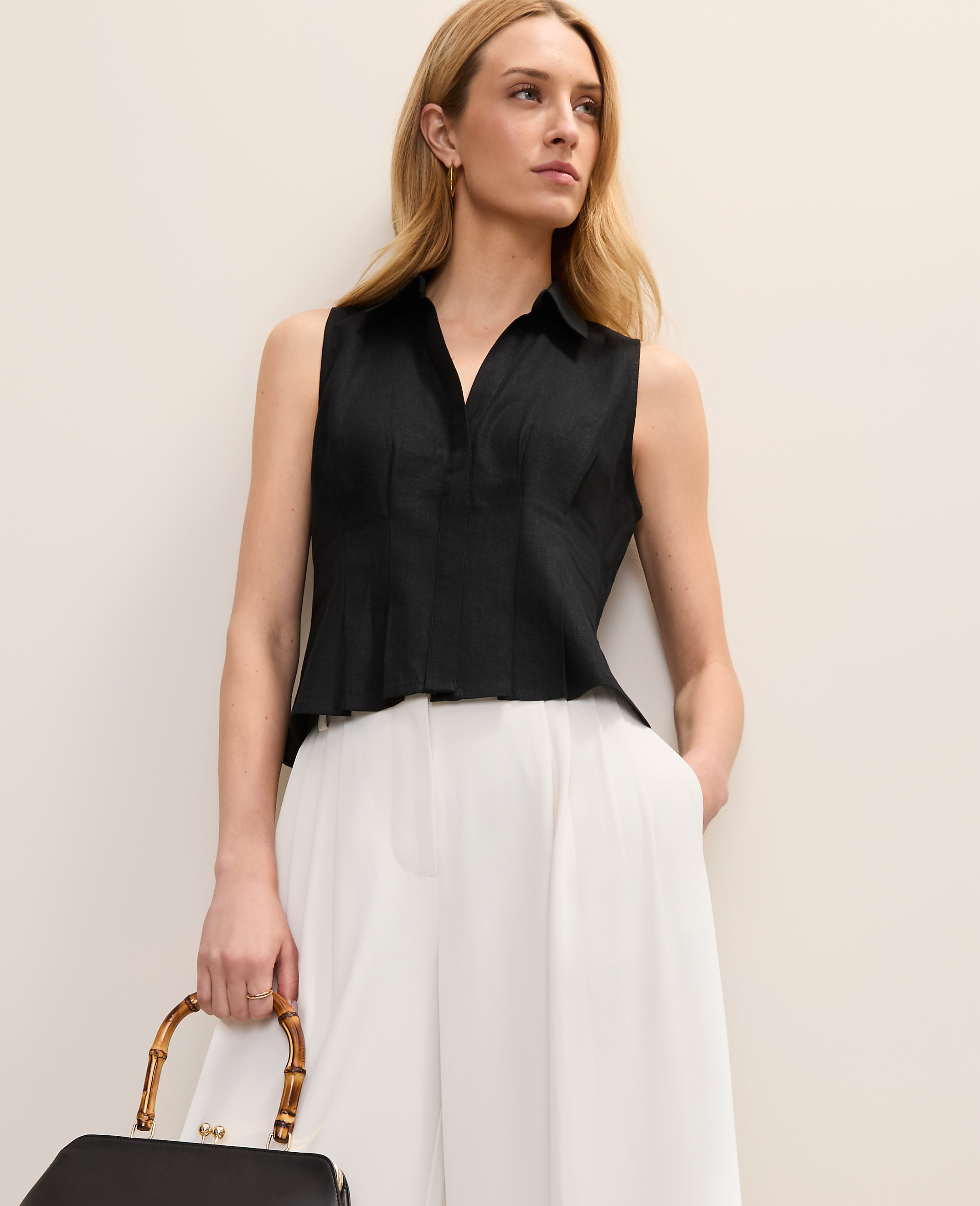 Sleeveless Flare Shirt in Linen Blend