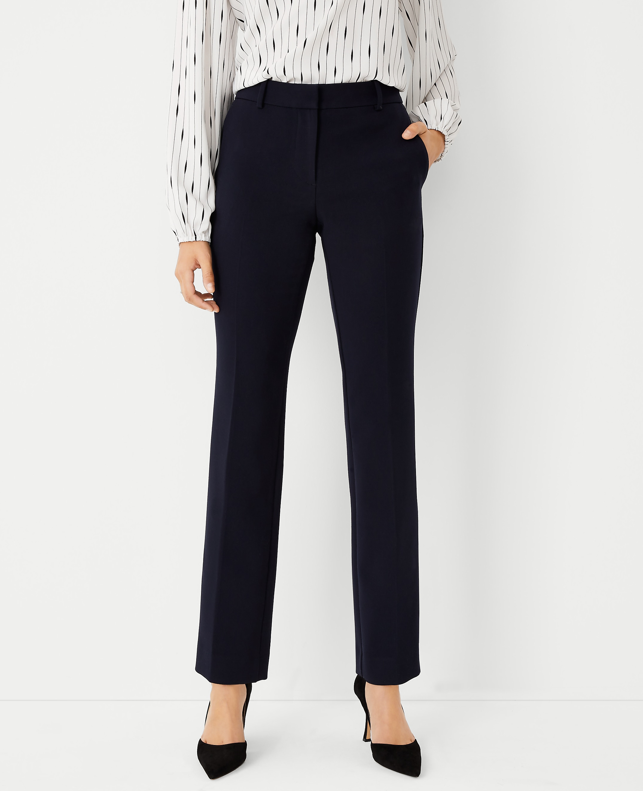 The Petite Sophia Pant &mdash; Curvy Fit