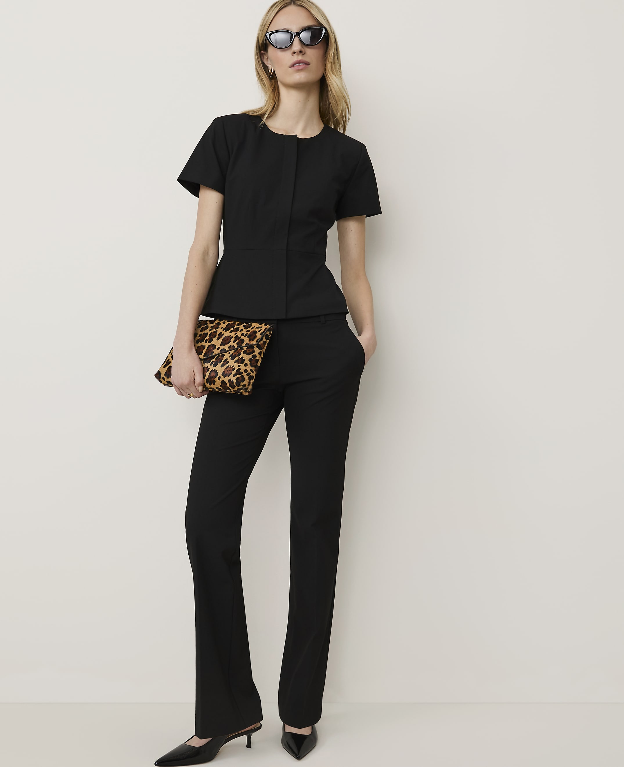 The Petite Mid Rise Trouser in Seasonless Stretch