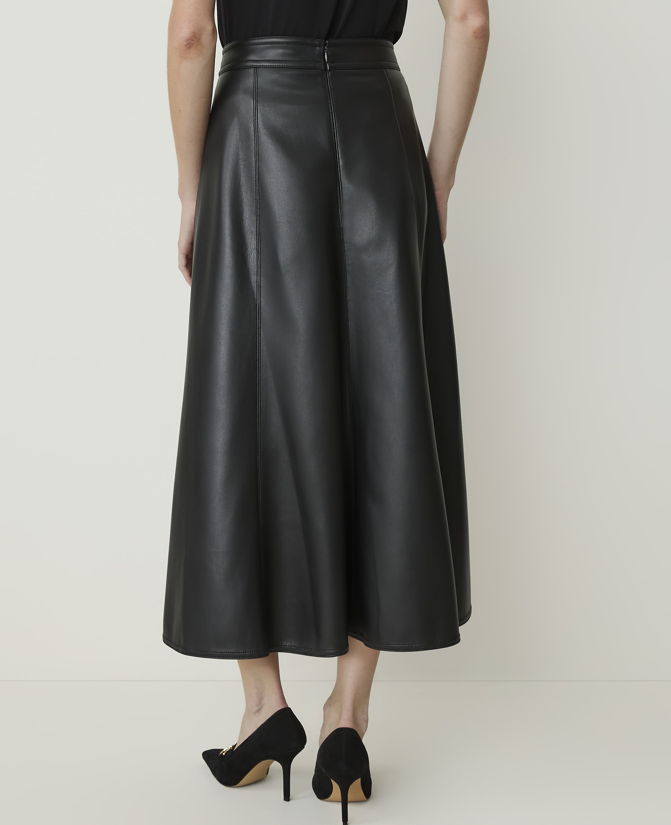 Full Midi Skirt in Faux Leather - thumbnail 4