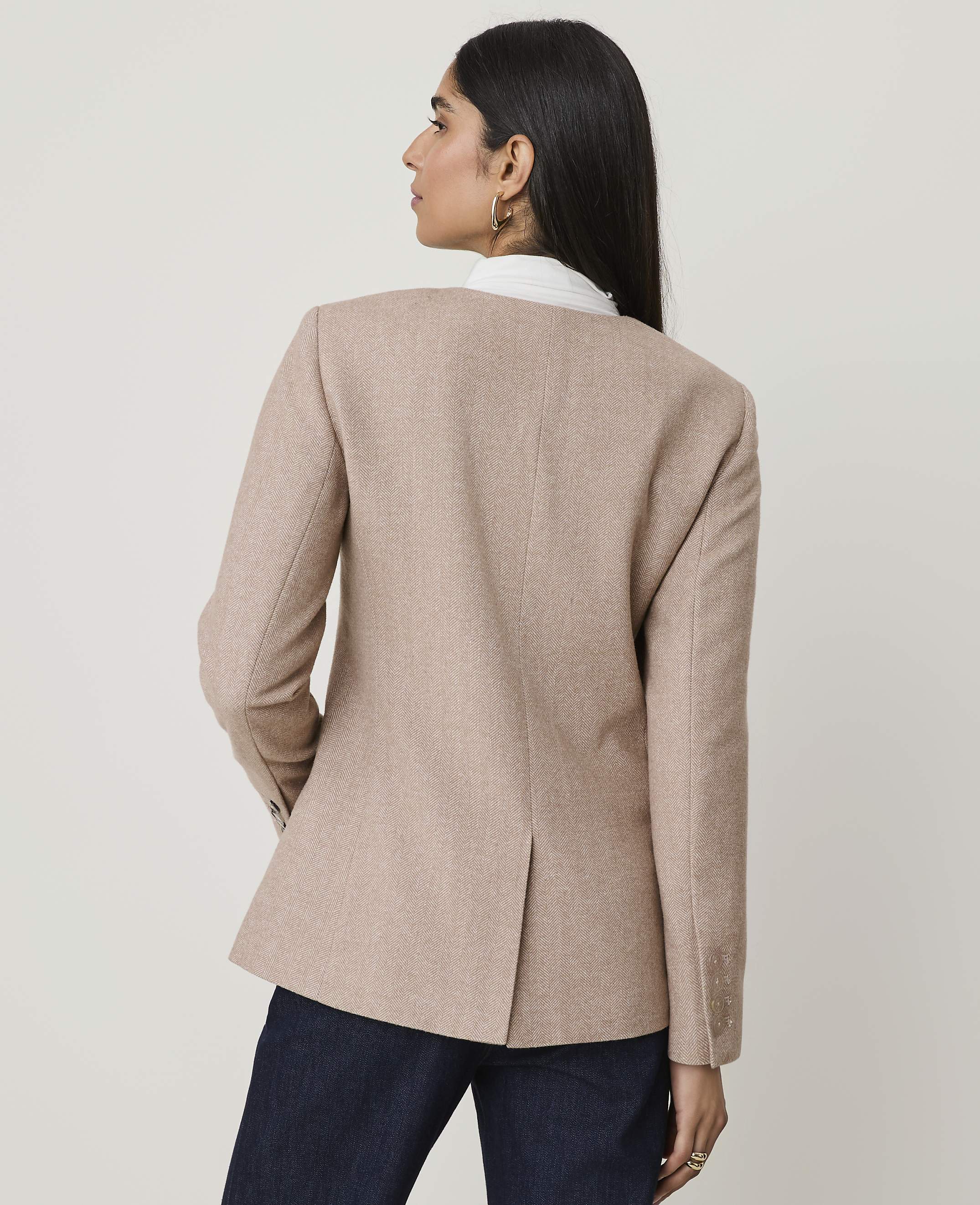 The Fitted Crew Neck Jacket - thumbnail 3