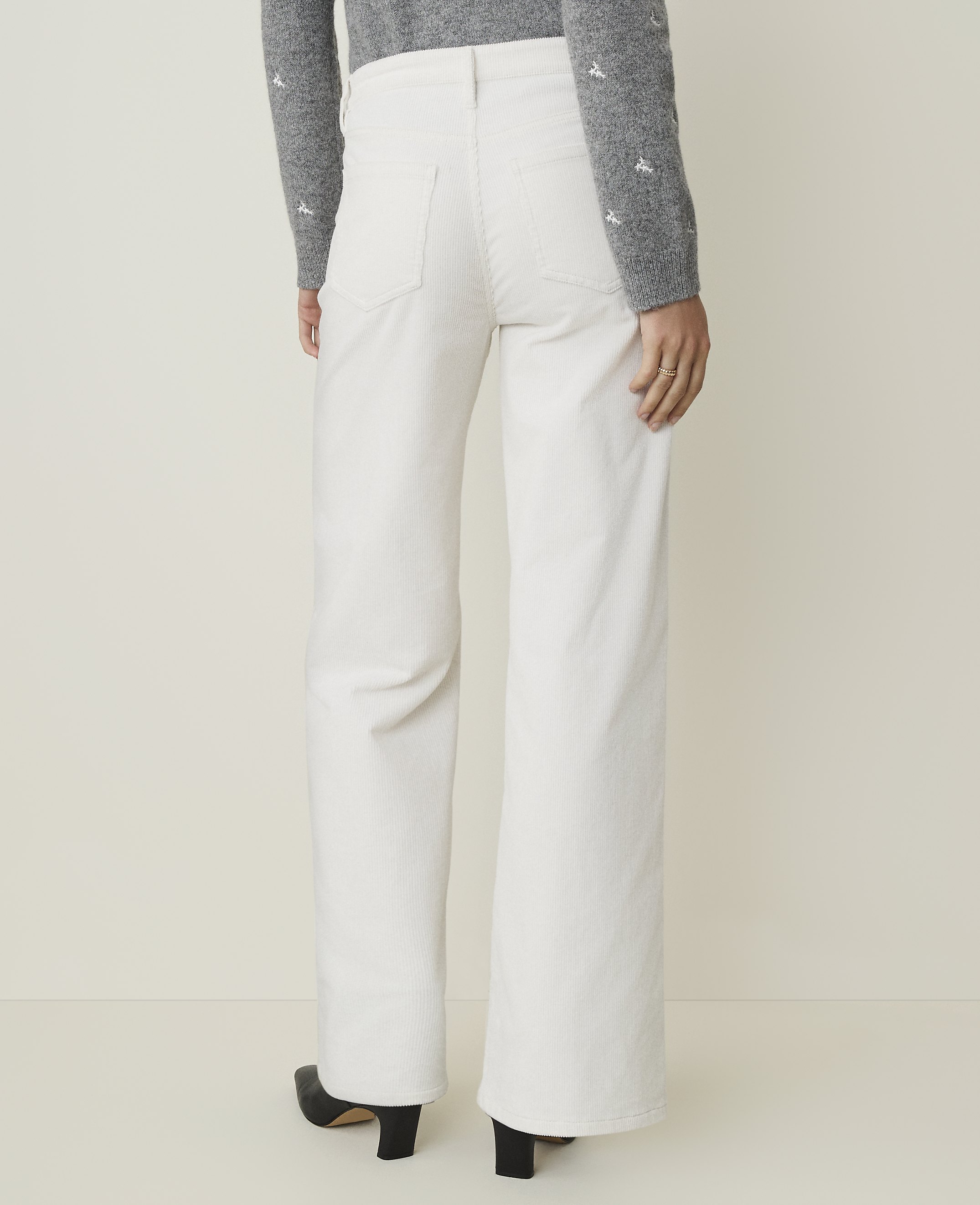 Weekend Wide-Leg Pant in Corduroy - thumbnail 4