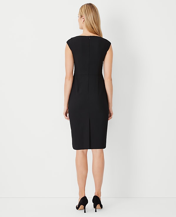 The Scoop Neck Sheath Dress in Bi-Stretch &mdash; Curvy Fit