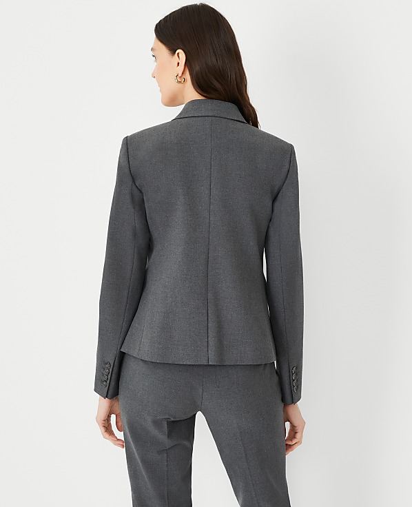 The Petite Notched Single Button Blazer in Seasonless Stretch