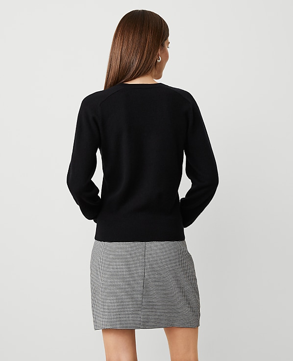 Cashmere V-Neck Sweater
