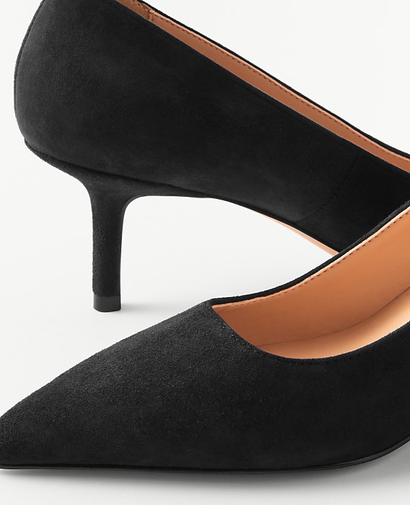 Daphne Suede Pump