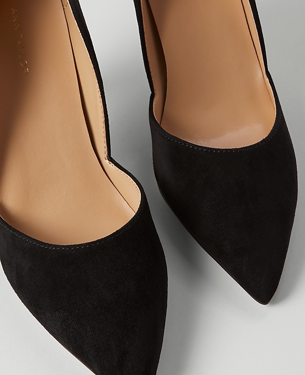 Azra Suede Pump