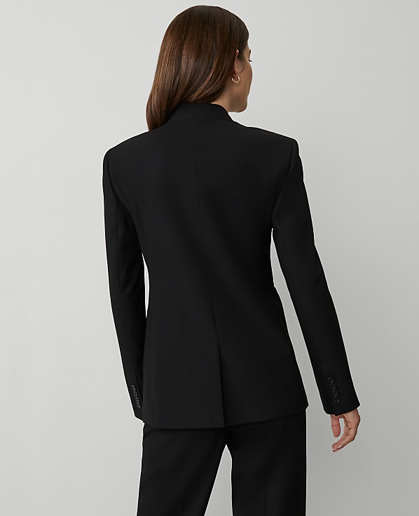 The Collarless Blazer in Seasonless Stretch