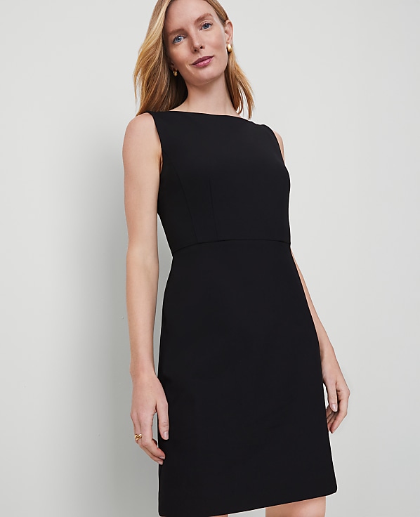 The Boatneck Dress in Seasonless Stretch