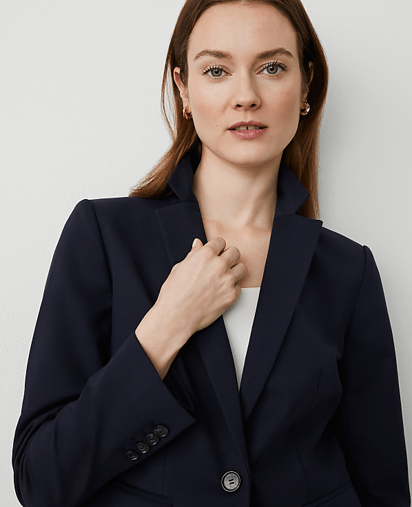 The One-Button Blazer in Stretch Cotton