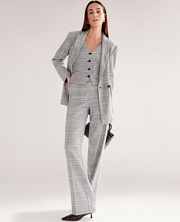 The Petite Straight Pant